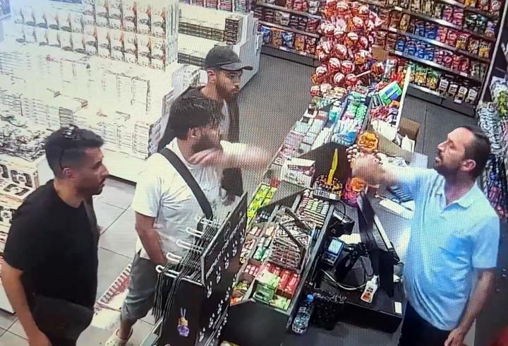 Edirne'de tartıştığı 2 kişiye otomobiliyle çarptı; o anlar kamerada (2)