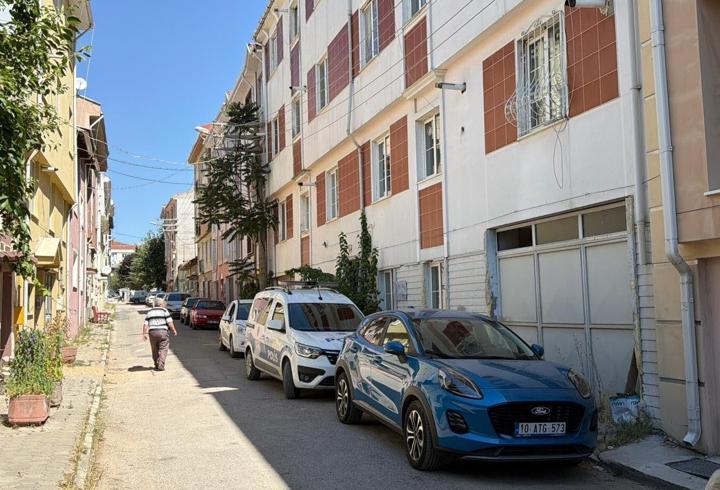 Evinde cansız bedeni bulundu