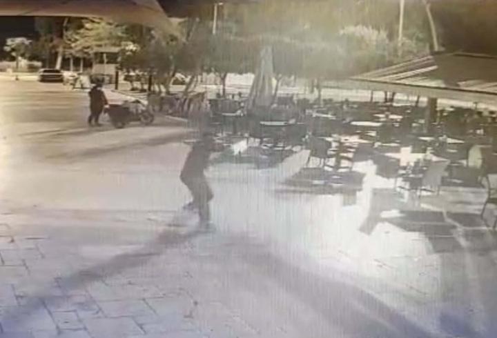 Belediyenin kafesine silahlı saldırı kamerada