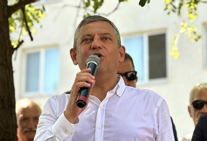 Parti karmaşası... Özgür Özel'den gaf üstüne gaf!