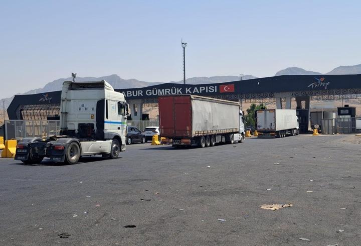 Habur Sınır Kapısı’ndan 8 ayda 1 milyondan fazla araç geçiş yaptı