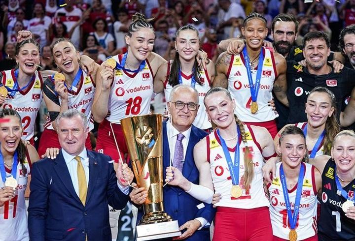 Filenin Sultanları'nın Avrupa Şampiyonluğu İtalya'da Gündem Oldu