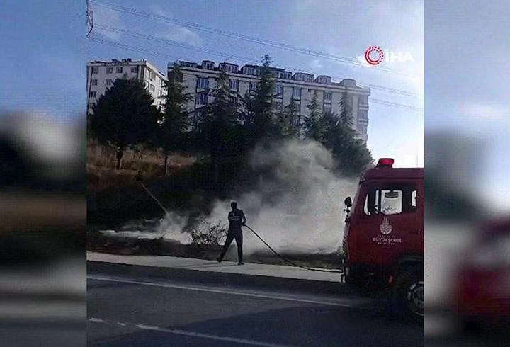 Hurdacıya kızdı, yatak yaktı, otluk yandı!