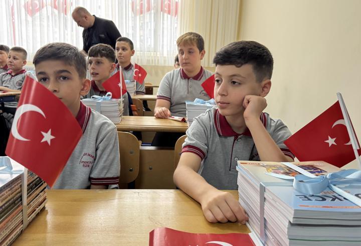 Trabzon ve çevre illerde öğrenciler dersbaşı yaptı