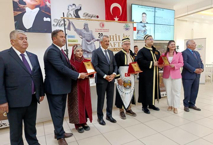 Edirne’de Ahilik Haftası kapsamında şed kuşanma töreni yapıldı