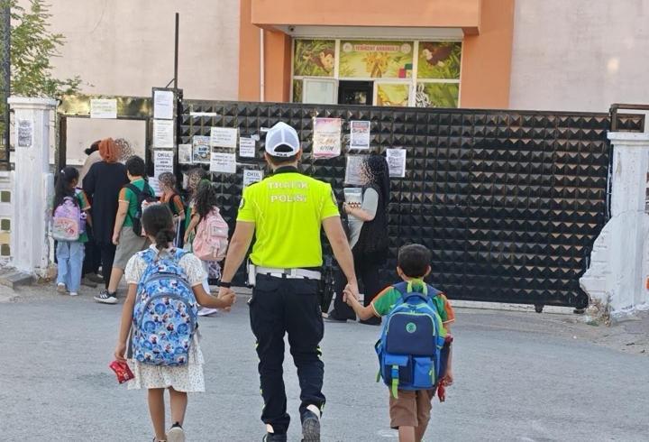 Mardin’de okul çevreleri ve servis araçları denetlendi
