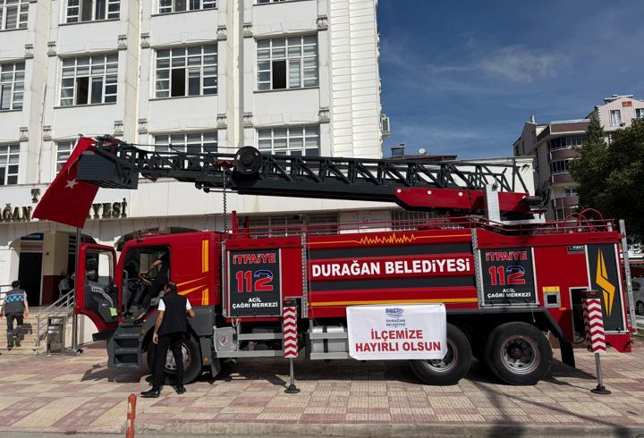 Durağan'da yeni itfaiye aracı hizmete alındı