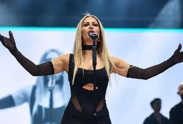 Elma Festivali'ne Derya Uluğ damgası