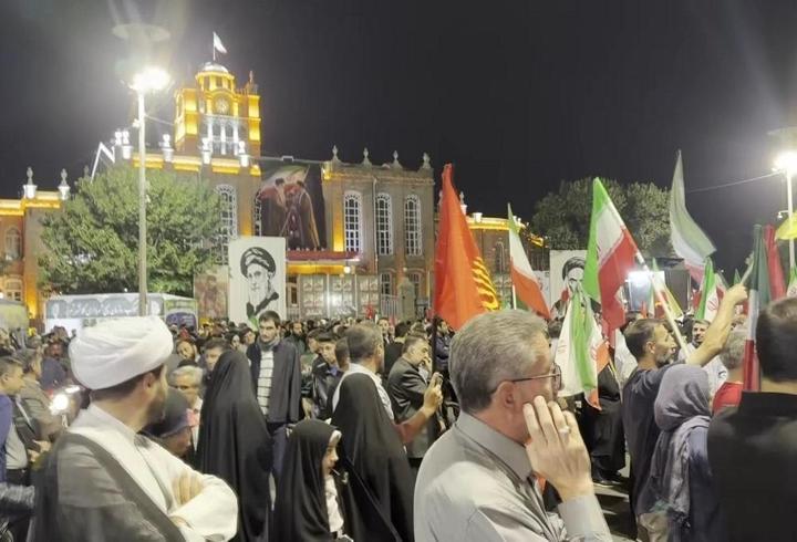 İranlılar ABD'ye karşı sokaklarda!