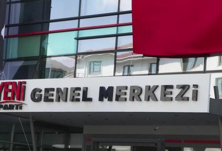 Yeni Parti ismini değiştirecek mi?
