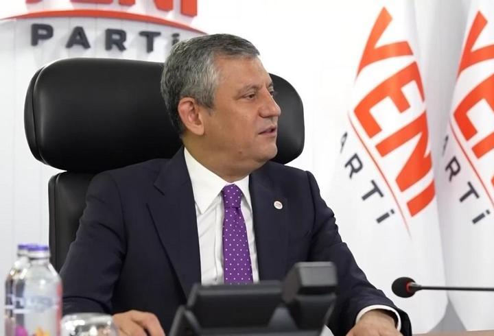 Yeni Parti’de ‘isim’ muamması! Özgür özel: ‘’Değiştirmeyeceğiz’’