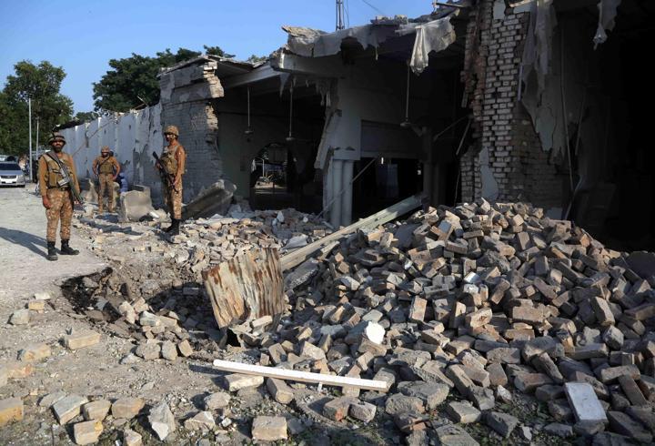 Pakistan'da kanlı saldırı! Ölü sayısı yükseldi
