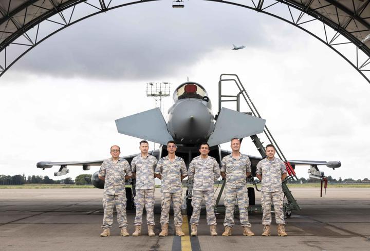 MSB heyeti İngiltere'deki Eurofighter bakım tesislerini inceledi