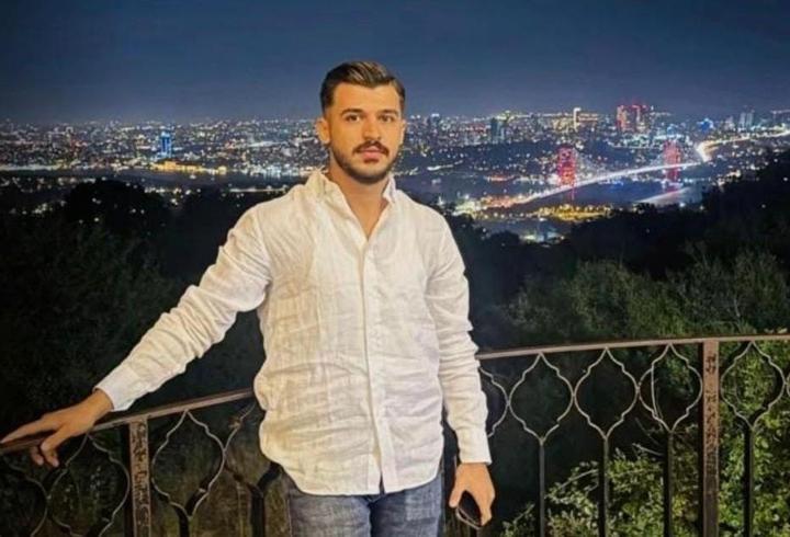 Koyun sürüsüne çarpan otomobilin sürücüsü öldü