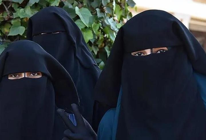 İtalya Başbakanı Meloni'den okullarda burka yasağı hazırlığı