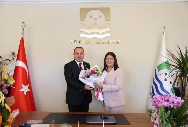 'Foça'daki birikmiş onlarca sorunu el ele vererek, ortak akılla çözeceğiz'