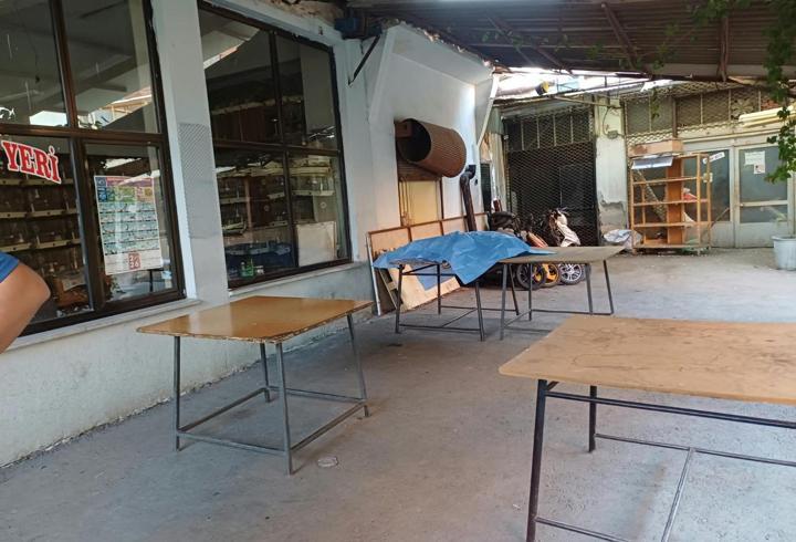 Manisa’da bir kişi, kıraathanede ölü bulundu