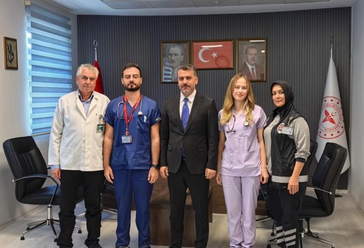 Aile bireylerinin çalıştığı ve doğdukları hastaneye doktor olarak döndüler
