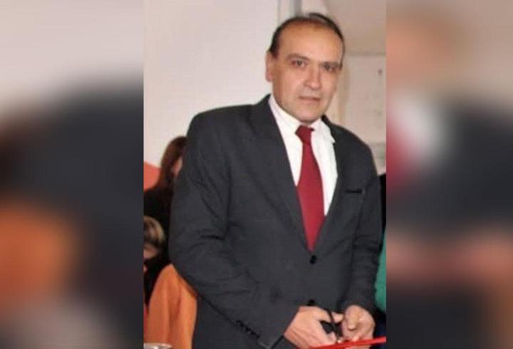 Haber alınamayan okul müdürü evinde ölü bulundu