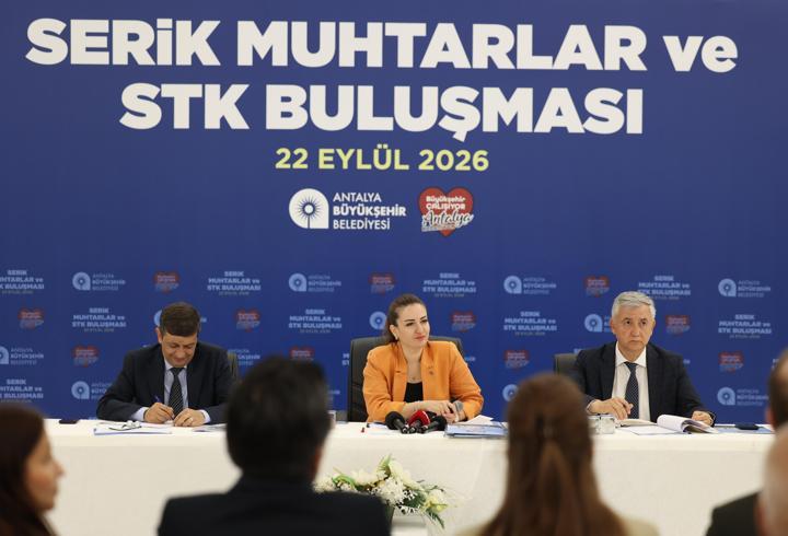 Başkan Vekili Özdemir Serik'te muhtarlarla buluştu