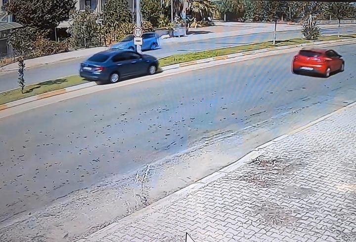 Direksiyondayken fenalaşıp kaza yapan otomobil sürücüsü hayatını kaybetti