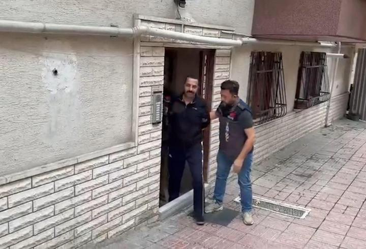 Sanal medyada 'kamu görevlileriyle iletişimde' izlenimi veren şüpheliye gözaltı (2)