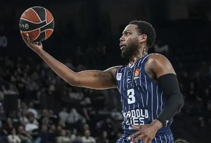 BARCELONA ANADOLU EFES BASKETBOL MAÇI NEREDEN İZLENİR? Barcelona - Anadolu Efes basket maçı hangi kanalda, saat kaçta?