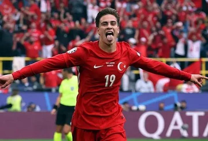 KENAN YILDIZ NEDEN YOK? Türkiye Fransa maç kadrosu Kenan Yıldız, Orkun Kökçü ve Hakan Çalhanoğlu neden oynamıyor?