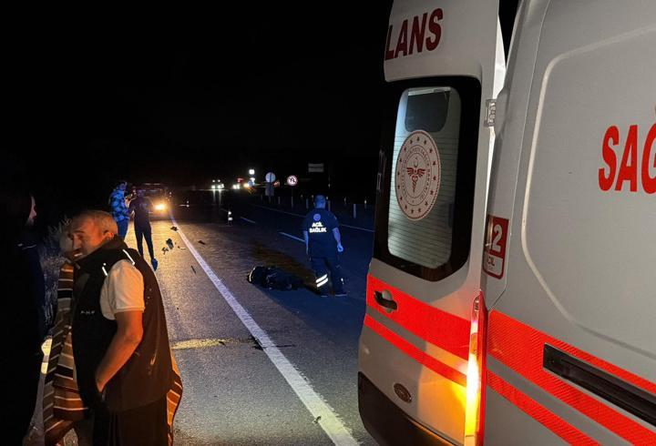 Otomobil ile çarpışan motosikletin sürücüsü hayatını kaybetti