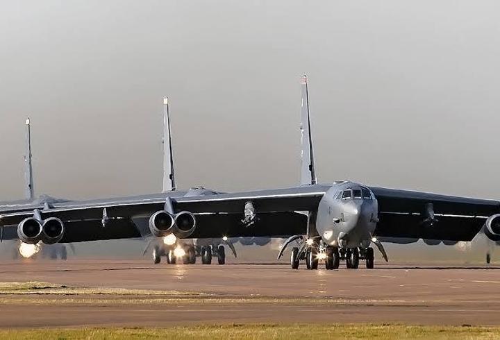 İngiltere'de ABD üssü yakınında patlayıcı şüphesi