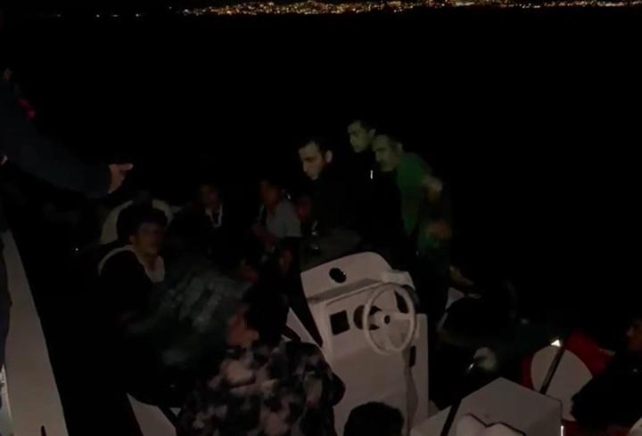 Kuşadası açıklarında 24 kaçak göçmen yakalandı