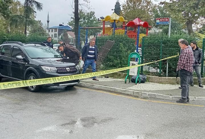 Kardeşini tabancayla yaralayıp, kaçtı