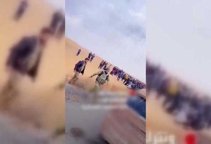 Esad ordusunun teslim olduğu anlar ortaya çıktı: İşte Suriye'de savaşın seyrini değiştiren görüntüler