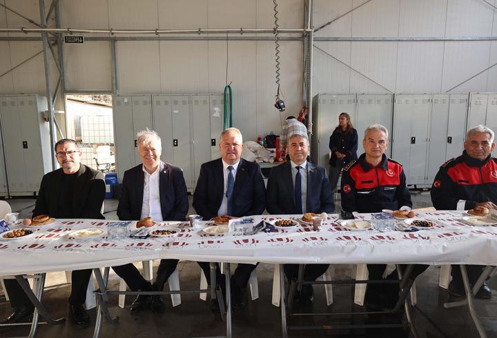 Başkan Balkan'dan itfaiyeye ziyaret