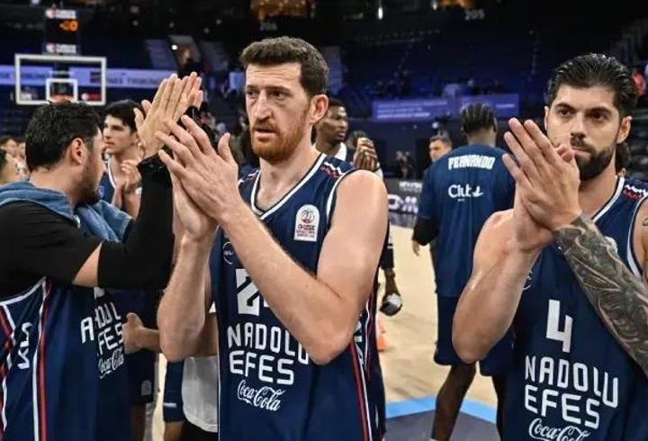 KIZILYILDIZ - ANADOLU EFES BASKET MAÇI HANGİ KANALDA? Kızılyıldız - Anadolu Efes maçı saat kaçta?