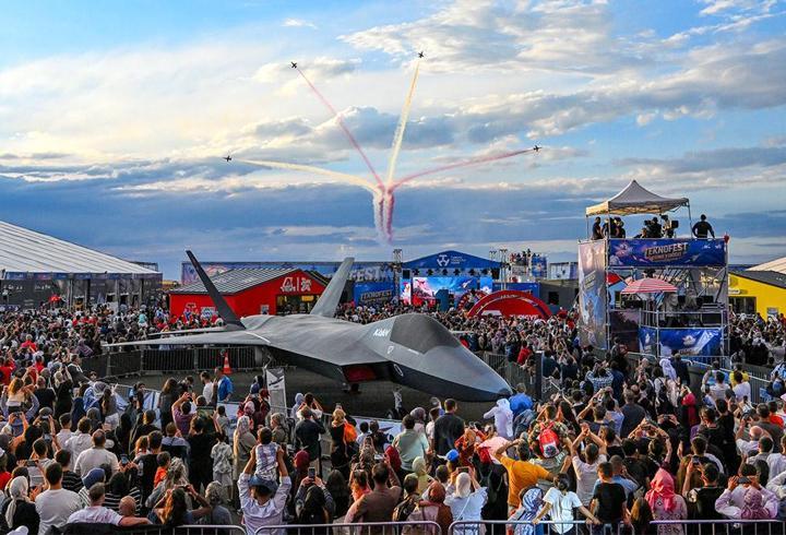 TEKNOFEST Güneydoğu'da son gün heyecanı: Türk Yıldızları yeniden gökyüzünde