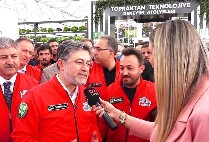 Tarımda yeni dönem: Teknoloji tarlada! Bakan Yumaklı detayları CNN TÜRK'te anlattı