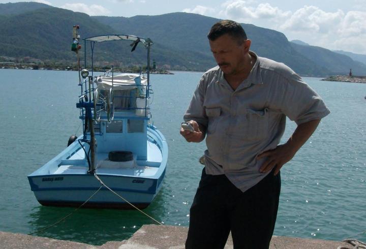 Kastamonu'da deniz ortasında kalp krizi geçiren balıkçı hayatını kaybetti
