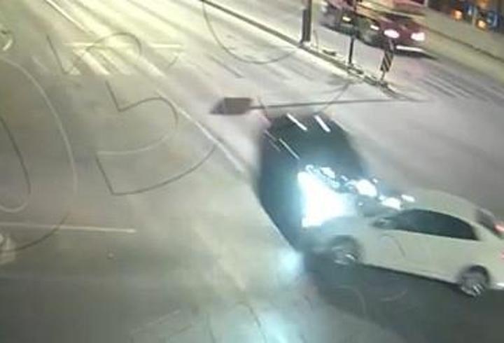 2 kişinin ölümüne neden olan alkollü sürücü, telefonla ilgilenip sağlık ekiplerine cipindeki hasarı sordu