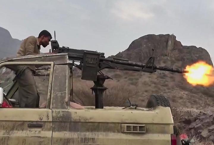 Yemen ordusu başkent Sana'ya "stratejik saldırı" başlattı