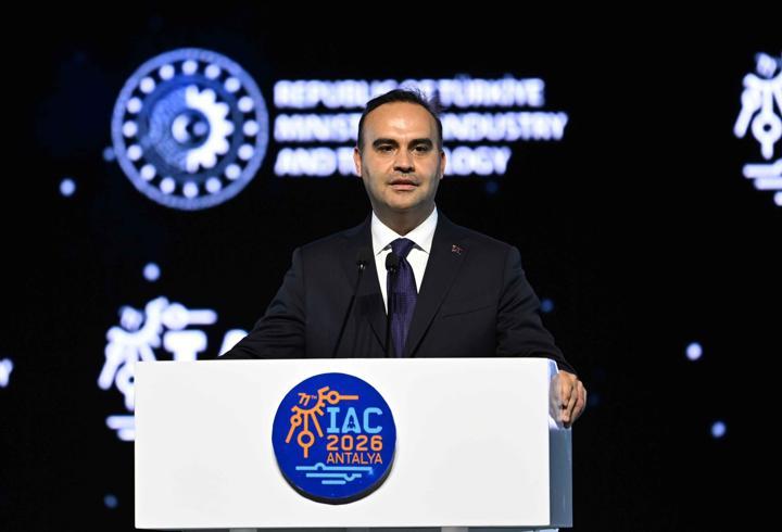 Bakan Kacır: 'Daha adil bir dünya mümkün' ideali uzay vizyonumuzun da pusulasıdır