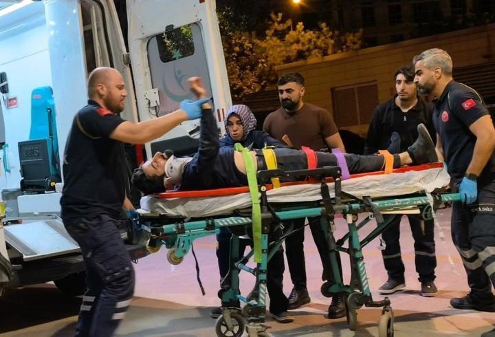 Asansör boşluğuna düşen işçi ağır yaralandı