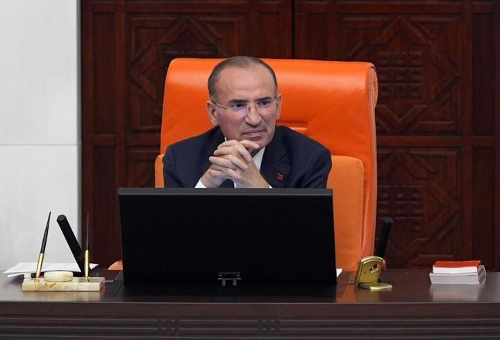 AK Parti'li Bozdağ, TBMM Başkanvekilliği görevinden istifa etti
