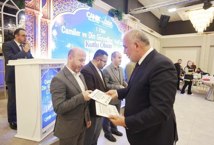 Başkan Sandıkçı, din görevlileriyle buluştu