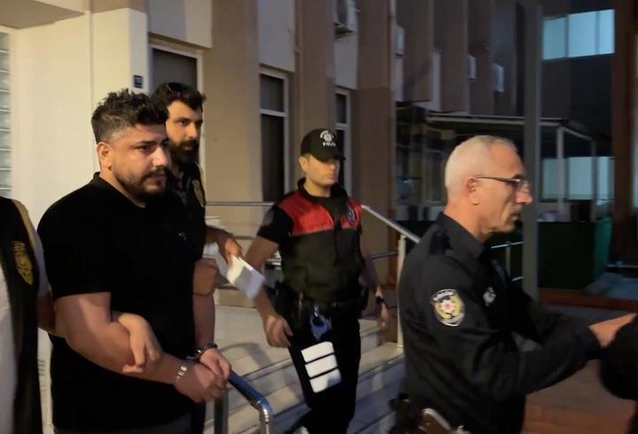 Cinayet davasından aranan iş insanı 8 ay sonra taziye ziyaretinde yakalandı