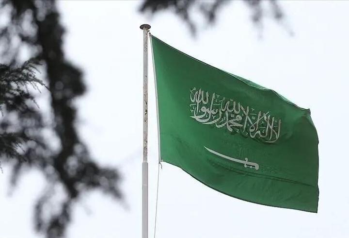 Suudi Arabistan’ın kalbinde alarm: Riyad'da patlama sesleri duyuldu!