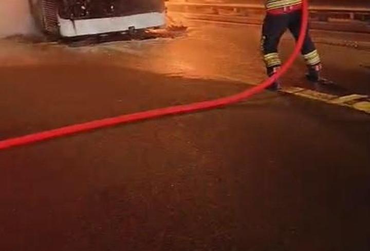 Bolu'da yolcu otobüsü alev alev yandı