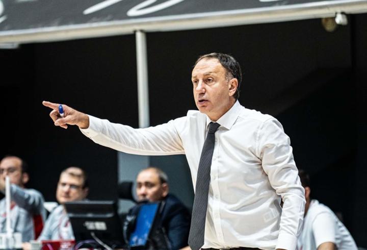 Petkimspor evinde teslim oldu