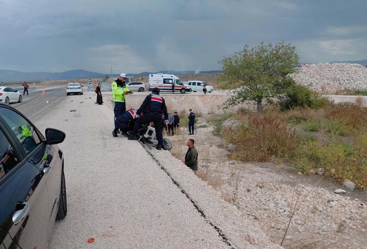 Kamyonun çarptığı elektrikli bisikletin sürücüsü öldü