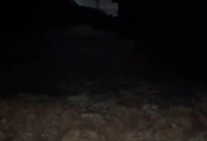 Sarıyer’de Stüdyoda Mahsur Kalan Murat Boz, Botla Kurtarıldı